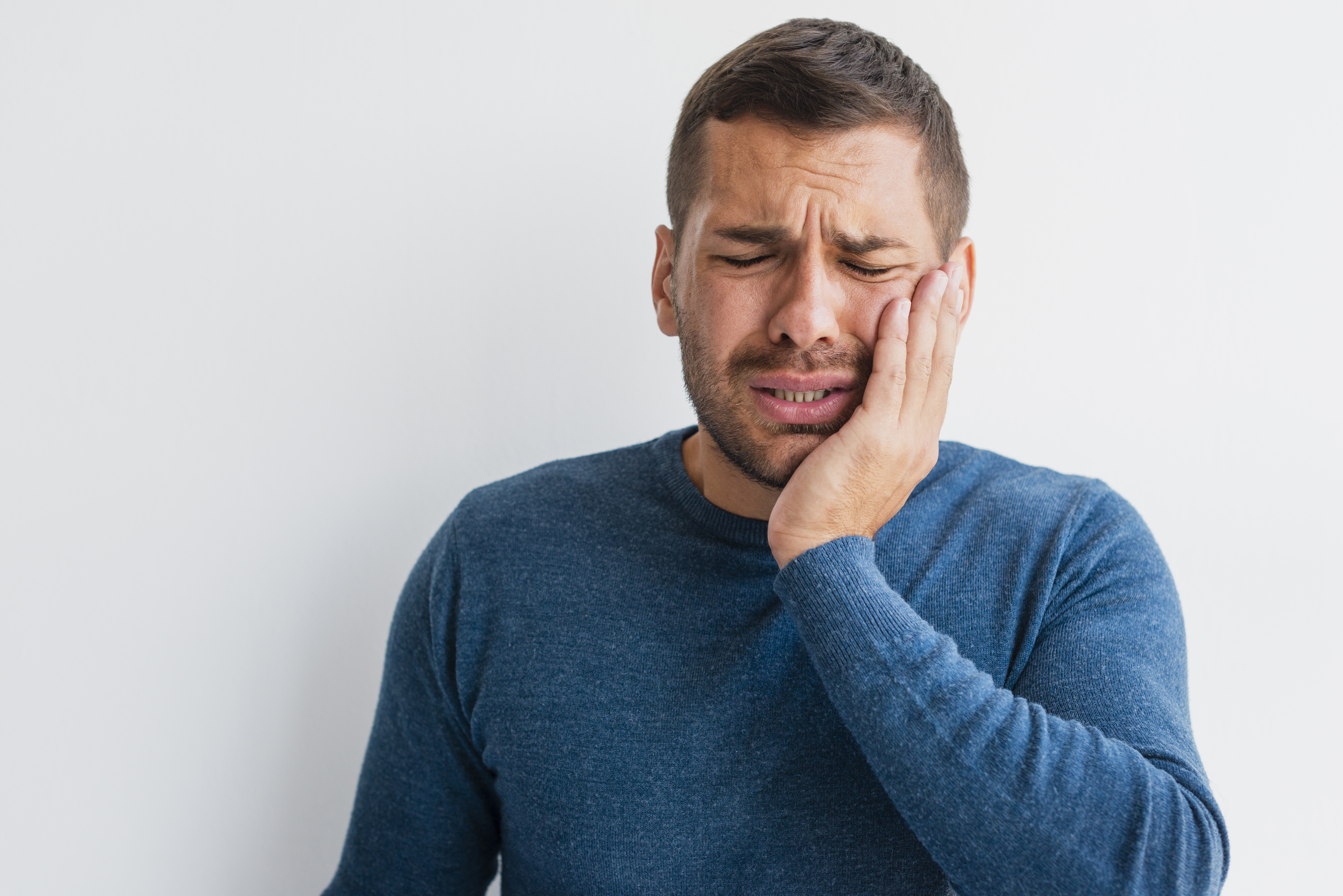 ألم الأسنان: أسبابه وأعراضه وعلاجه وطرق الوقاية منه